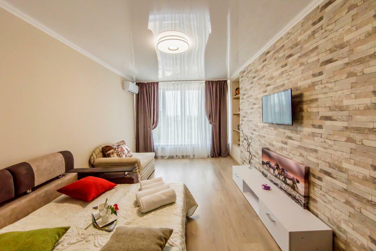 The Best Rest In This Stylish, Cozy Apartament. Apartment Киев Екстериор снимка