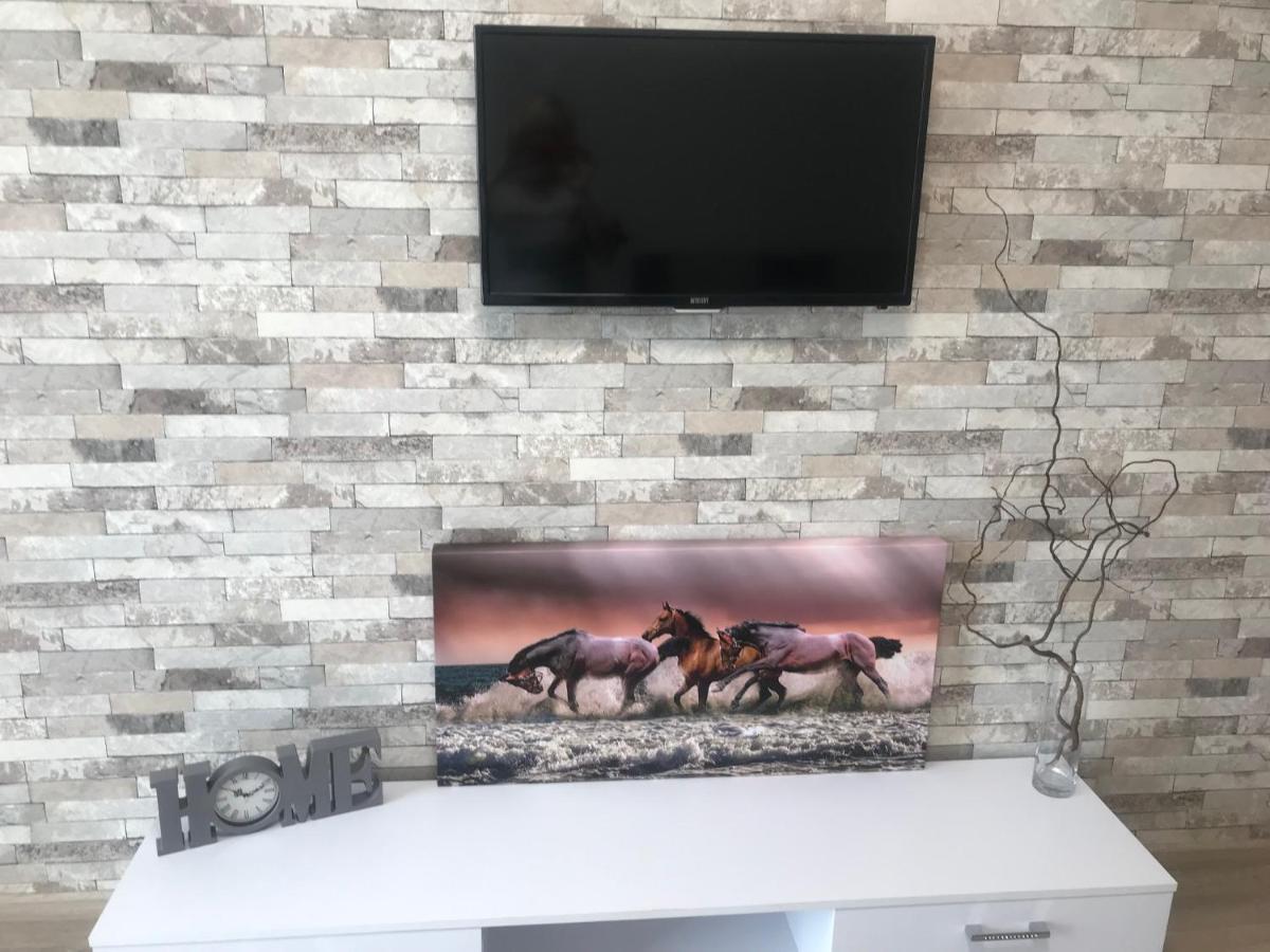 The Best Rest In This Stylish, Cozy Apartament. Apartment Киев Екстериор снимка